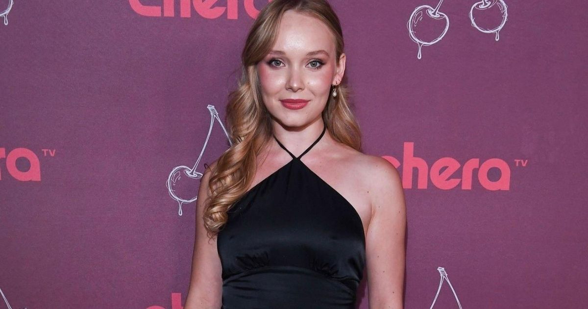 Jesse Gallagher actress at a glance